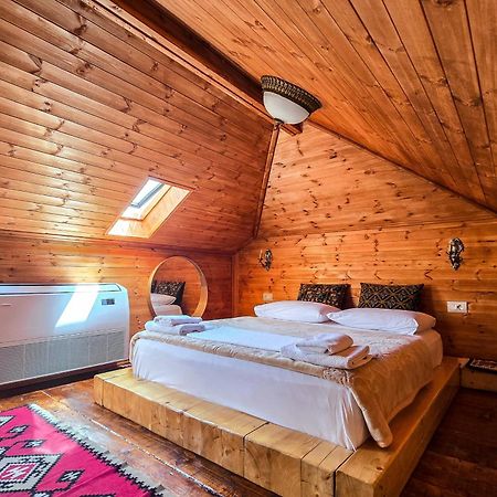 Silver Hill Guesthouse Gjirokastër Buitenkant foto