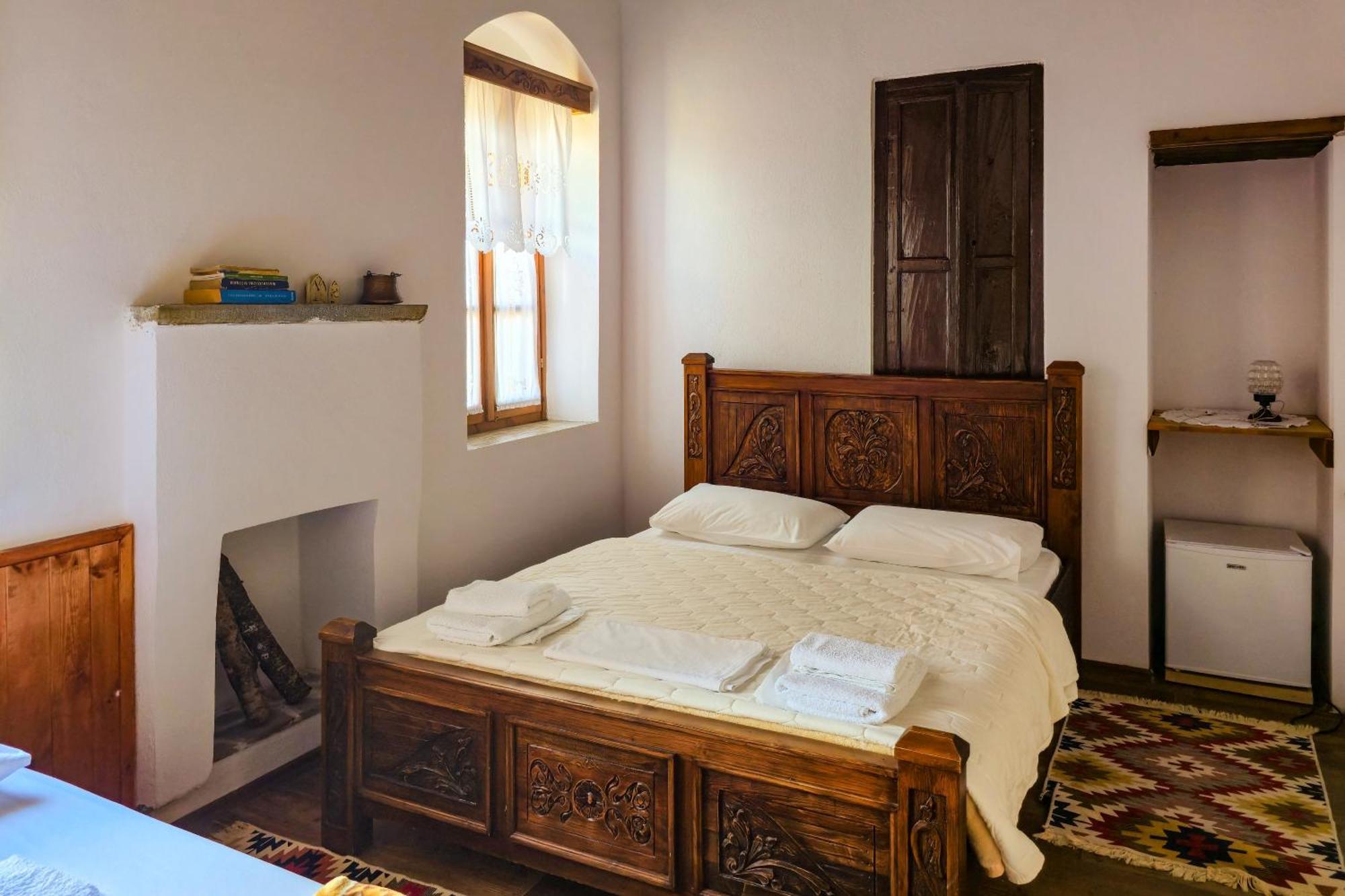 Silver Hill Guesthouse Gjirokastër Buitenkant foto